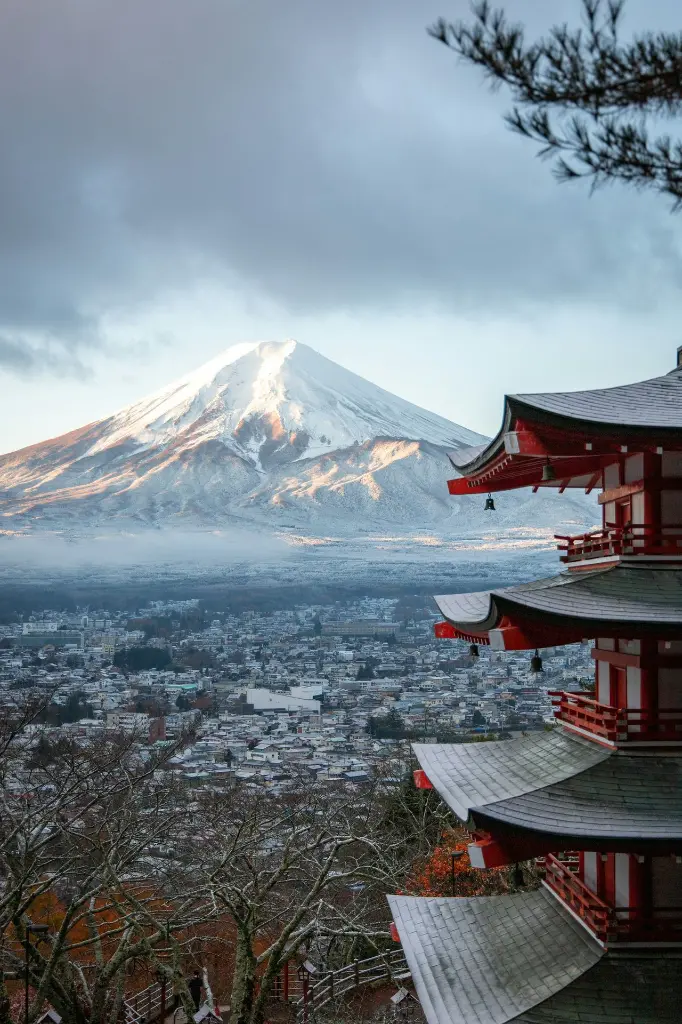 unsplash_N9Fl32CFMfU_Imperial Palace.webp.jpg
