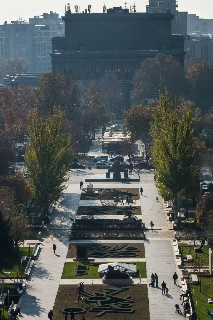 unsplash_CRYpdssWkLo_Yerevan.webp.jpg.jpg