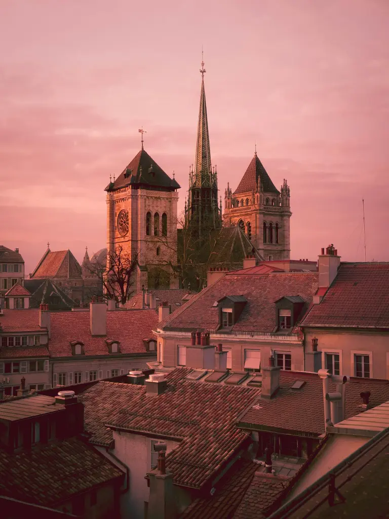 unsplash_h5QJMbtxQ3I_Geneva .webp