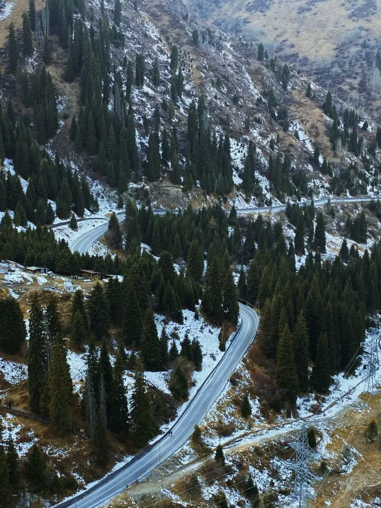 unsplash_dal0qdfXvXs_Almaty.webp