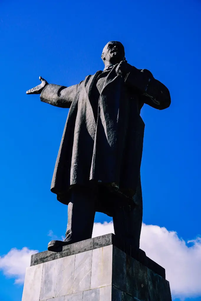 unsplash_uI92lTnrSmQ_Issyk.webp.jpg.jpg