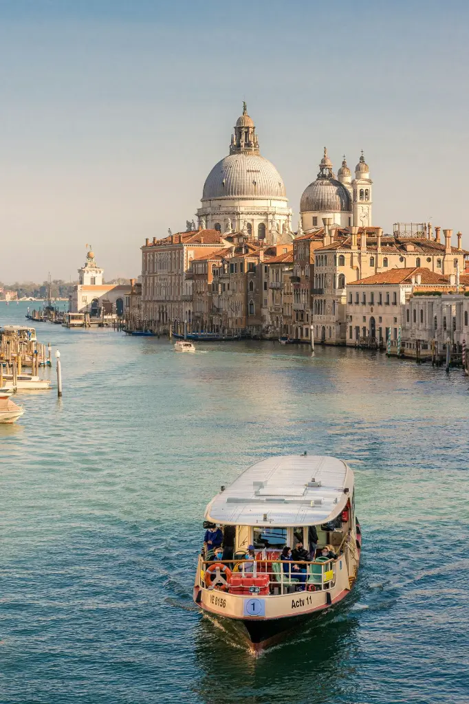 unsplash_l6Ezx0k8c8c_rome.webp.jpg.jpg
