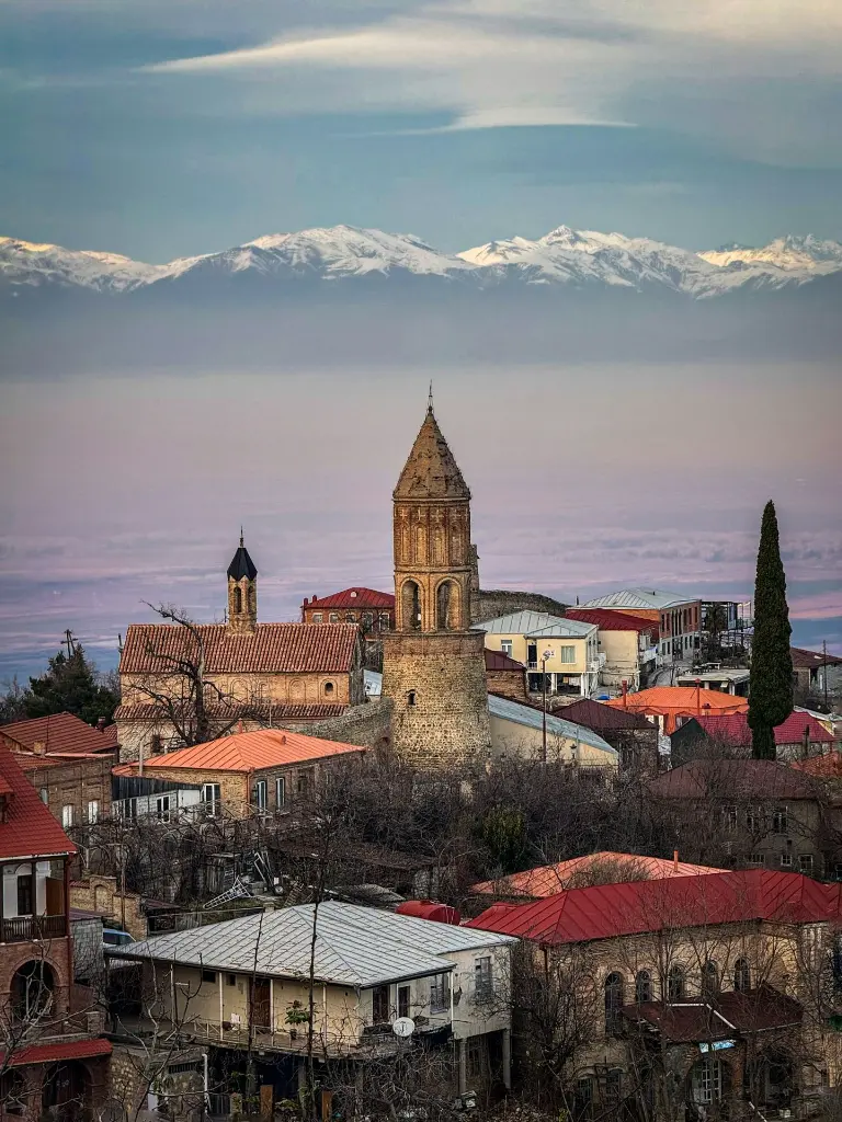 unsplash_-cIcGJX4Gxk_Tbilisi.webp.jpg.jpg.jpg.jpg