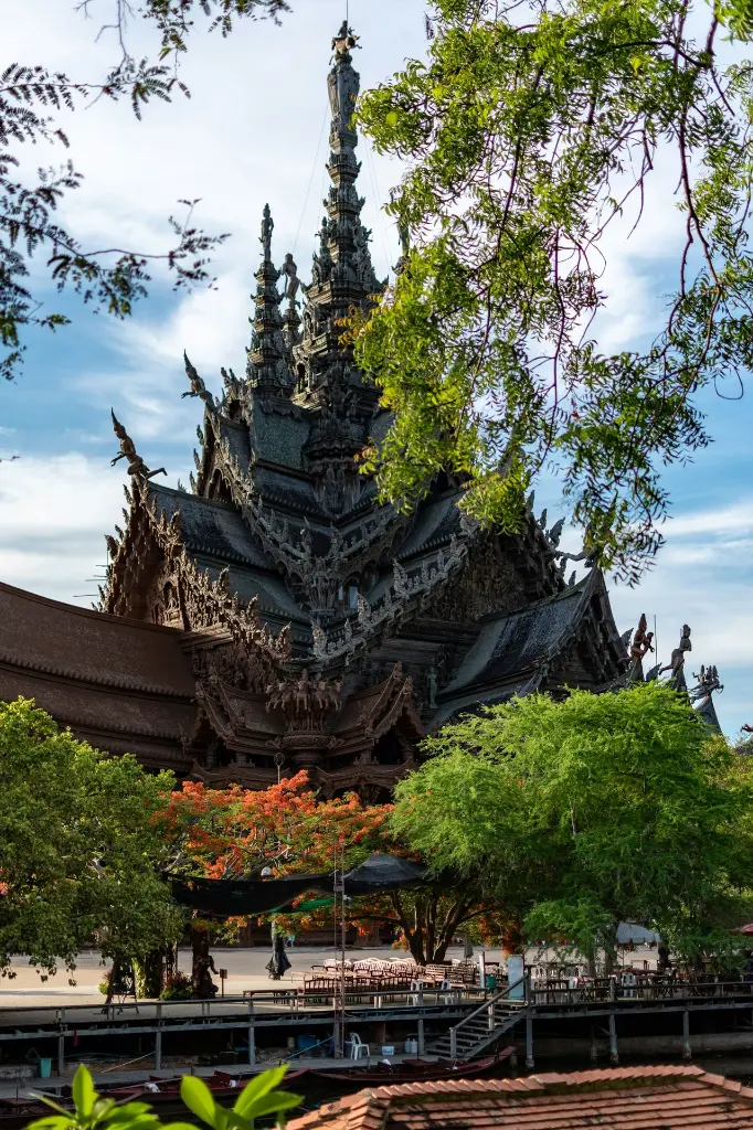 unsplash_lx4m-069aQ4_THailand.webp.jpg