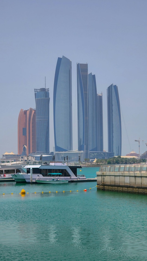 Hospitor : Alluring Abu Dhabi