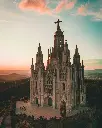 Hospitor : Sunset Serenity in Barcelona 
