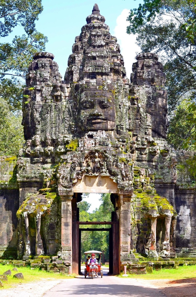 Hospitor : The Highlights of Cambodia