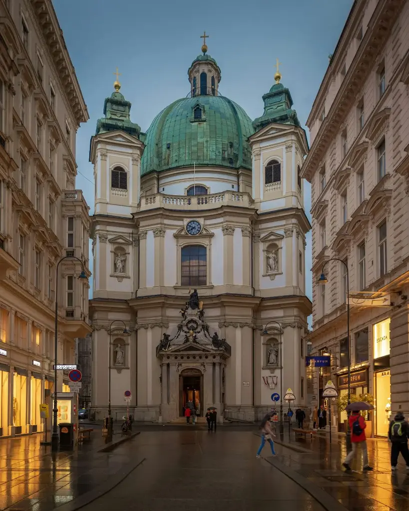 Hospitor : Charming Trails of Europe : AUSTRIA : CZECH : REPUBLIC : GERMANY : HUNGARY : ITALY : SLOVAKIA 