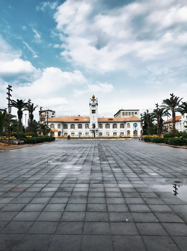 Hospitor : Persian Panorama: Tehran to Rasht 