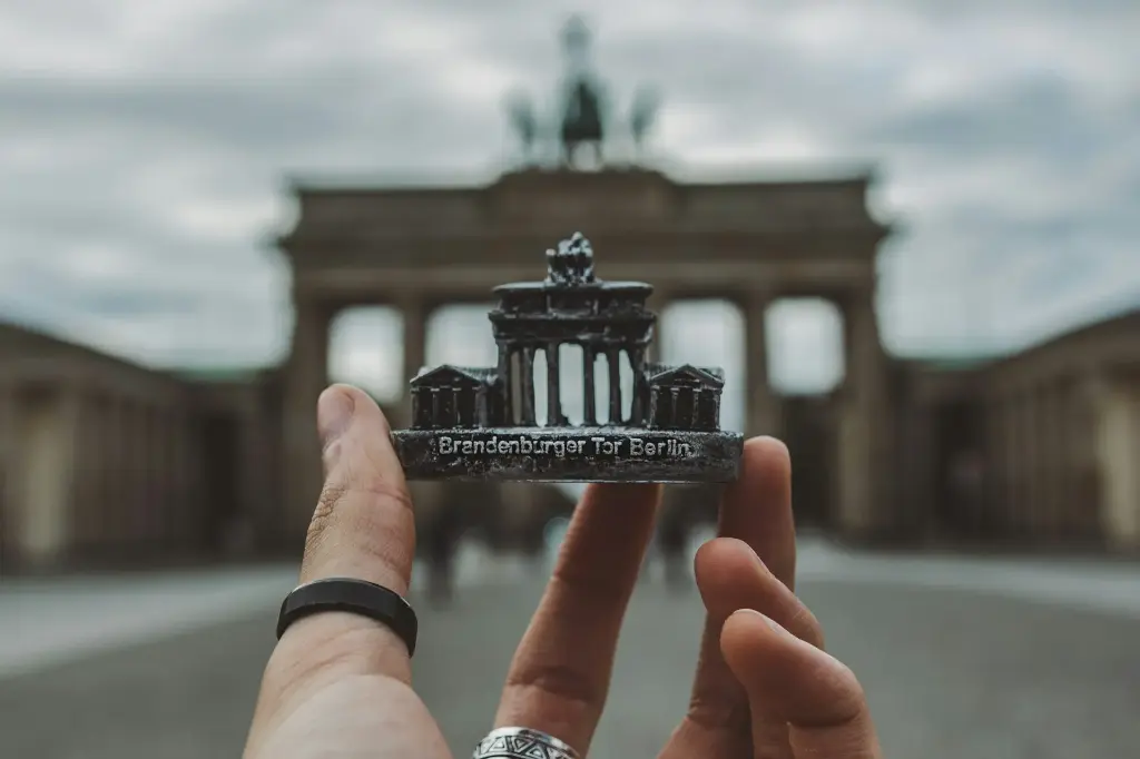 Hospitor : Essence of Germany with Berlin