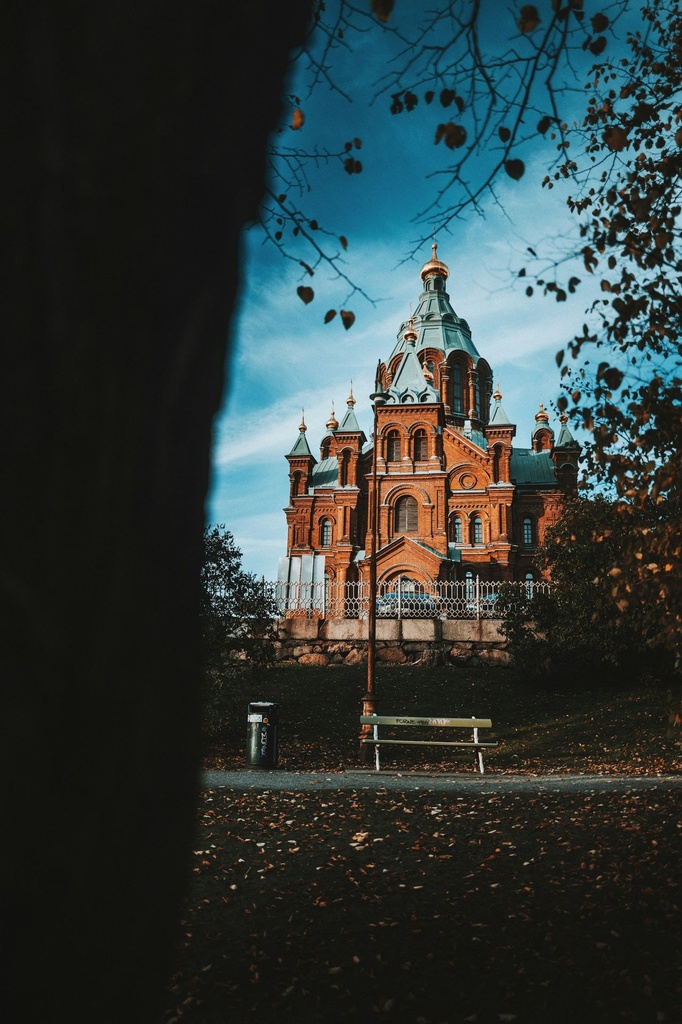 Hospitor : Legends of the Central Baltic : ESTONIA : FINLAND : SWEDEN