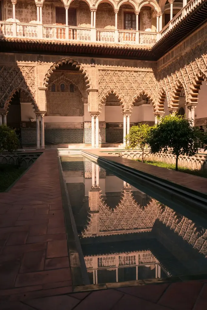 Hospitor : Alcázars & Olive Groves: The Heart of Andalusia : Spain 