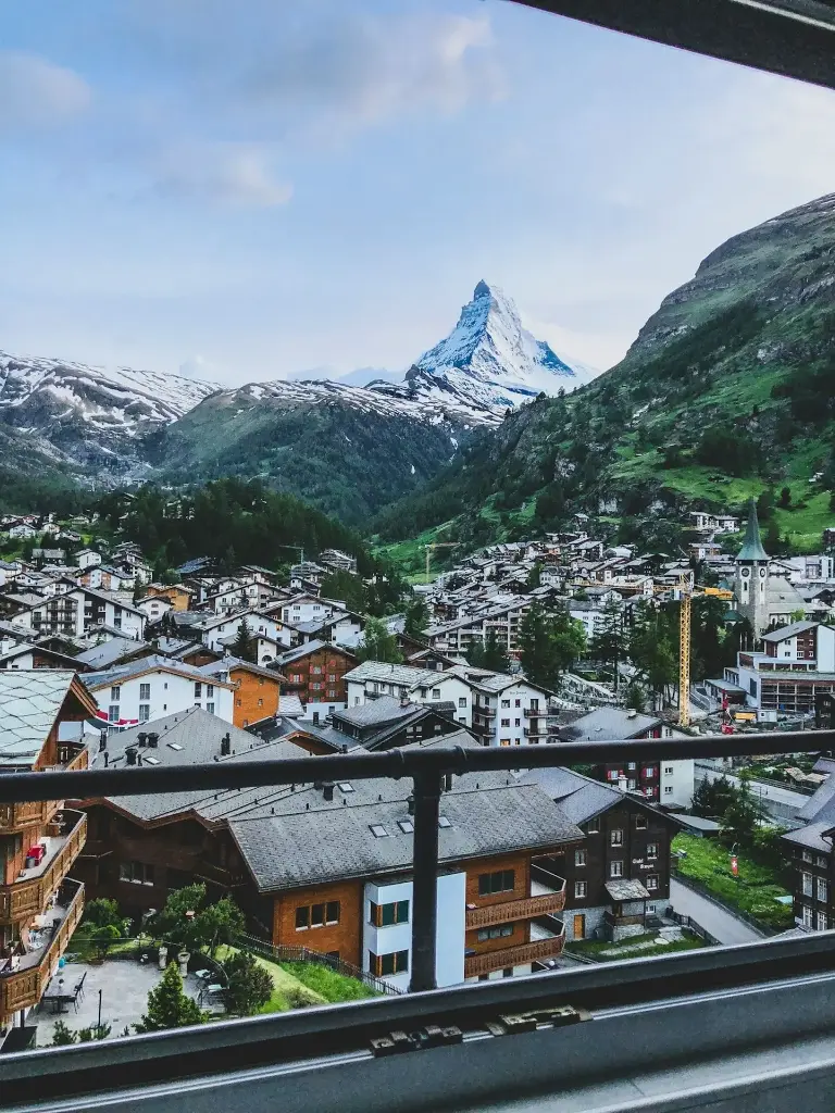 Hospitor : Cultural Capitals of Switzerland : GERMANY