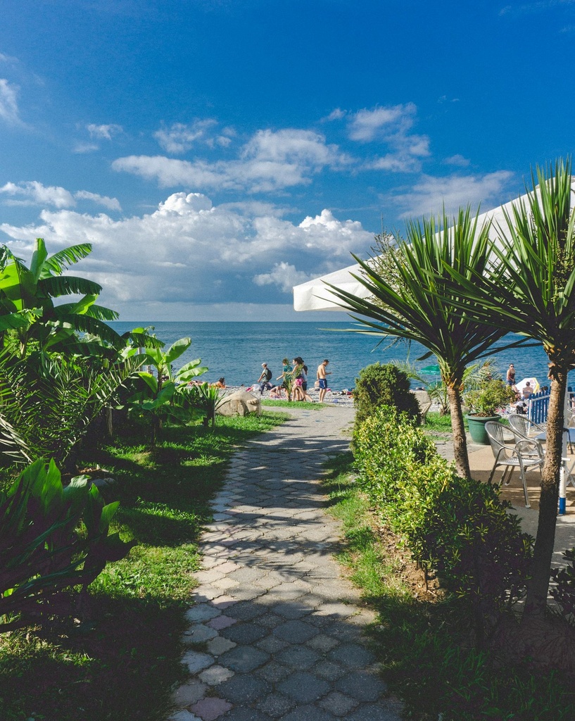 Hospitor : Isle of Joy – Maldives Unveiled 