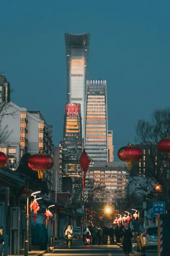 Hospitor : Beijing to Shanghai: A Tale of Two Cities : China