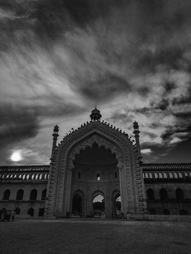 Hospitor : Divine Uttar Pradesh Tour : Lucknow : Ayodhya : Prayagraj : Varanasi 