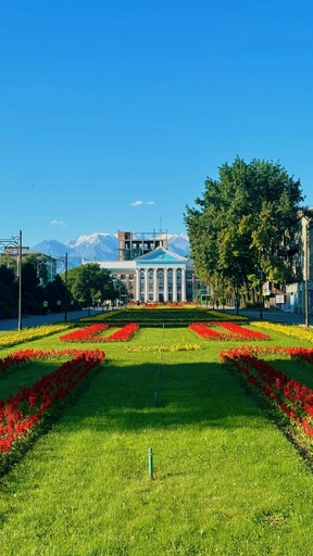 Hospitor : Kyrgyzstan Unveiled: From Bishkek to Issyk Kul 