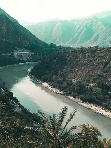 Hospitor : Himachal Odyssey : Shimla : Manali : Dharamshala : Dalhousie : Amritsar : Chandigarh : Deluxe India 