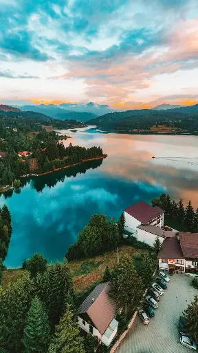 Hospitor : Balkan Wonders : BOSNIA HERZEGOVINA : CROATIA : ITALY : ROMANIA : SERBIA : SLOVENIA