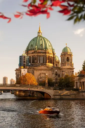 Hospitor : Europe's Trio : CZECH REPUBLIC : GERMANY  : NETHERLANDS 