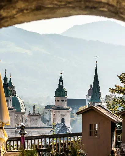 Hospitor : From Waltz to Waterside : AUSTRIA : HUNGARY