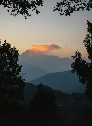 Hospitor : Northeast Charm Trail : Gangtok : Lachung : Pelling : Darjeeling : India